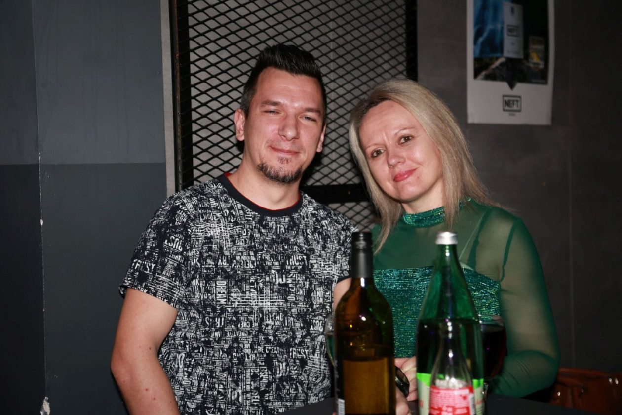 Meta bar show time band (14)