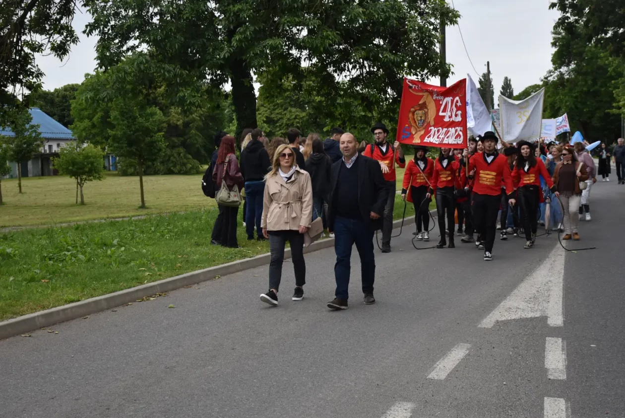 Mimohod maturanata, Čakovec, 23.5.2025 (20)
