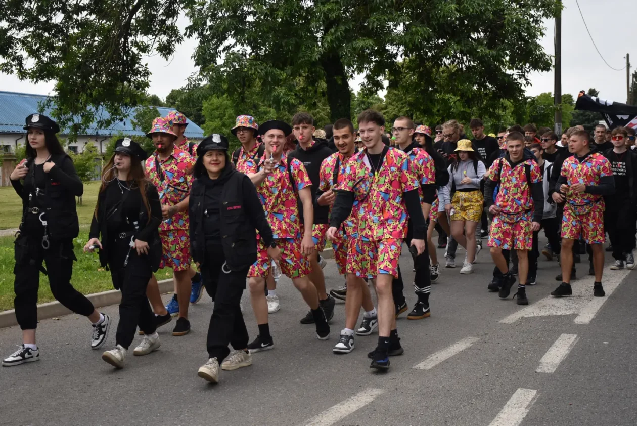 Mimohod maturanata, Čakovec, 23.5.2025 (25)