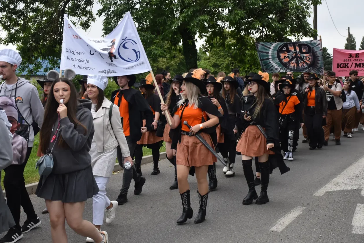 Mimohod maturanata, Čakovec, 23.5.2025 (56)