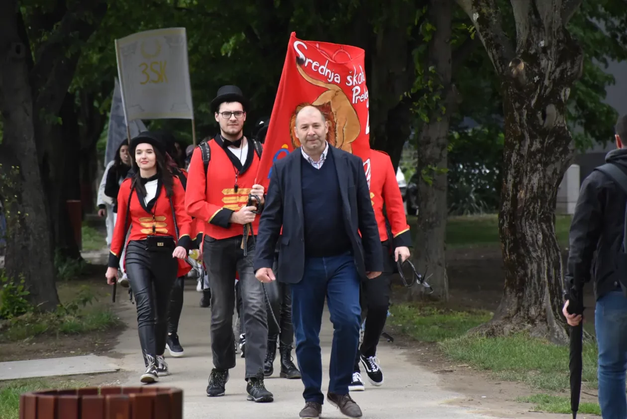 Mimohod maturanata, Čakovec, 23.5.2025 (6)