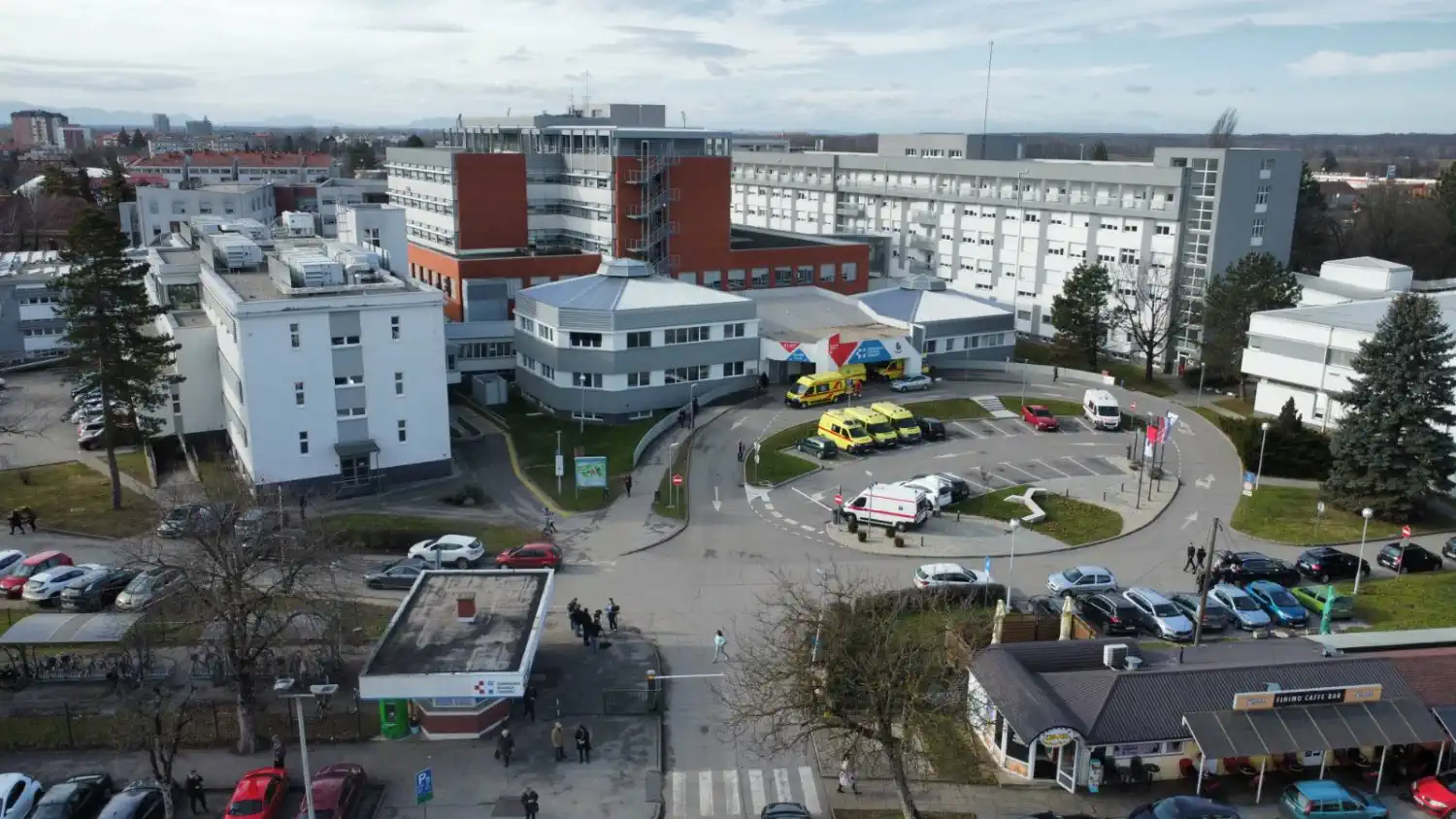 Mirno okupljanje Županijska bolnica Čakovec – kirurzi 27.1. 2025 (9)