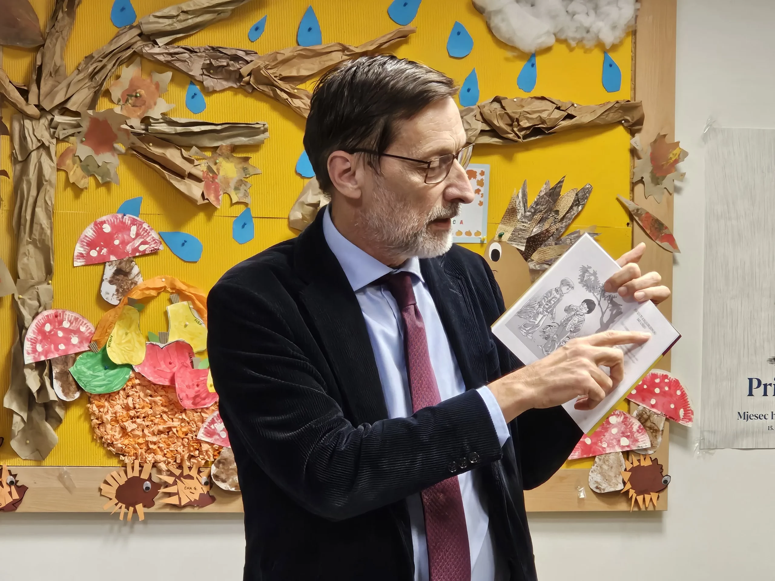 Miro Gavran književna večer GMS 2024 (1) Miro Gavran književna večer GMS 2024 (1)