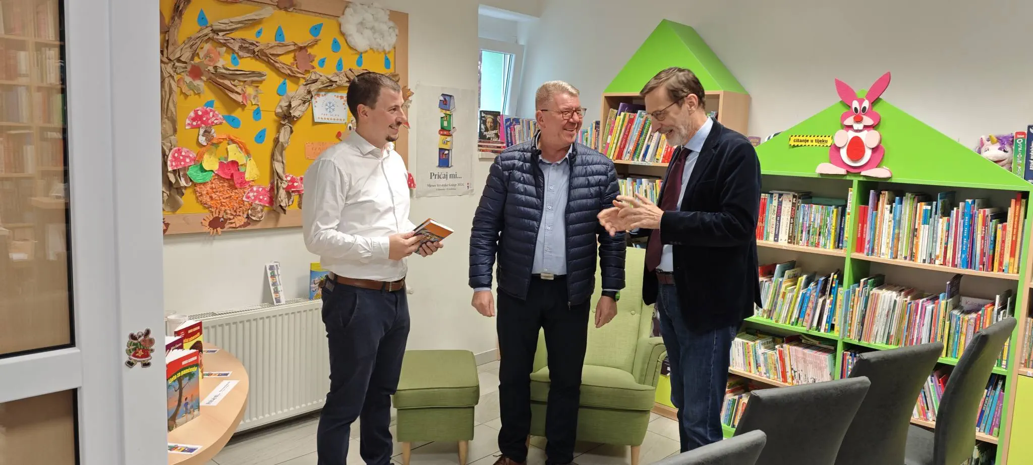 Miro Gavran književna večer GMS 2024 (12) Miro Gavran književna večer GMS 2024 (12)