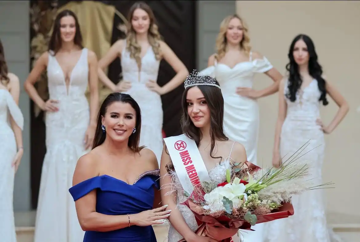 Miss Međimruja – Laura Dasović (4) Miss Međimruja – Laura Dasović (4)