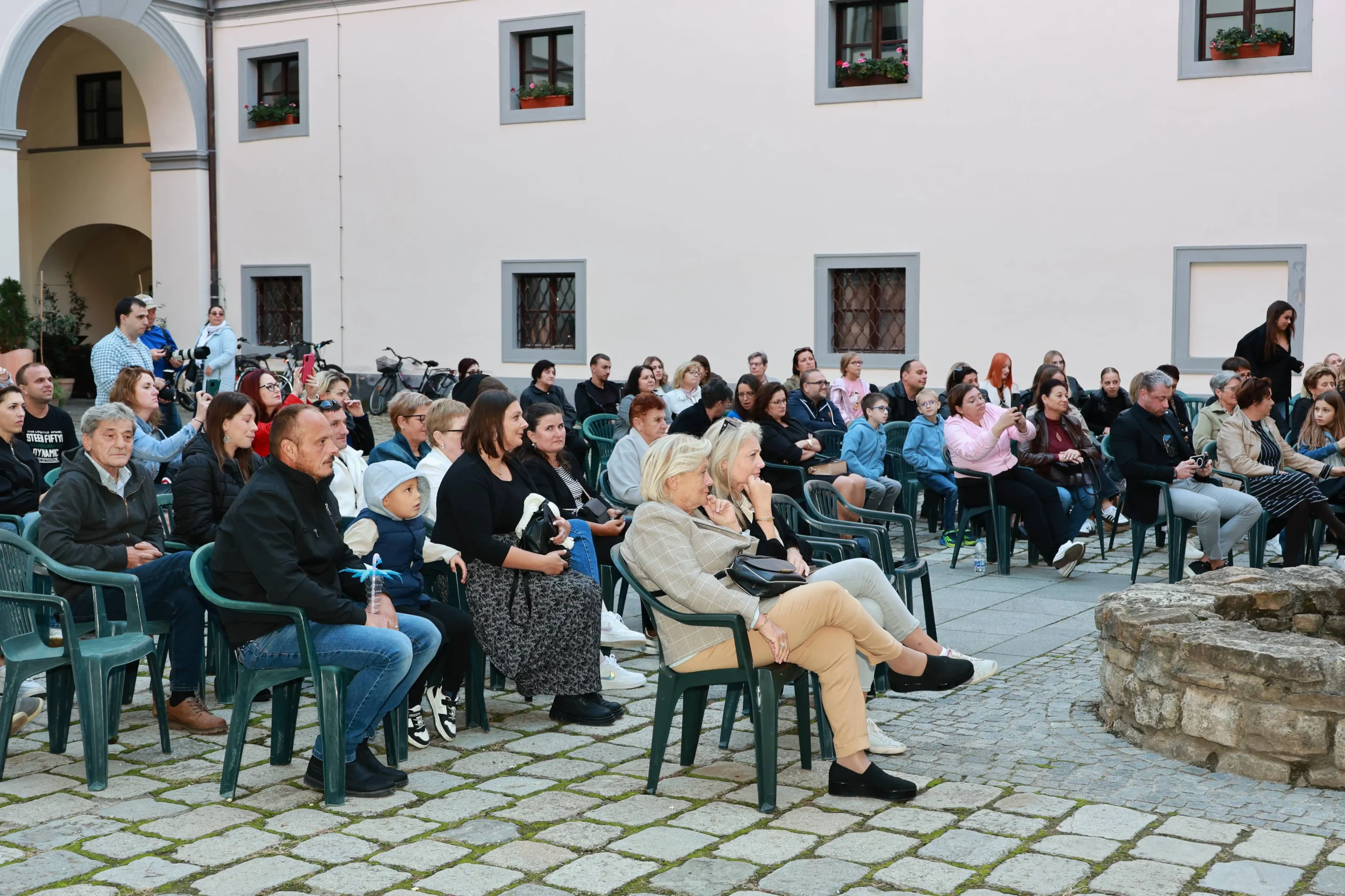 Miss Međimruske županije – Laura Dasović (29) Miss Međimruske županije – Laura Dasović (29)
