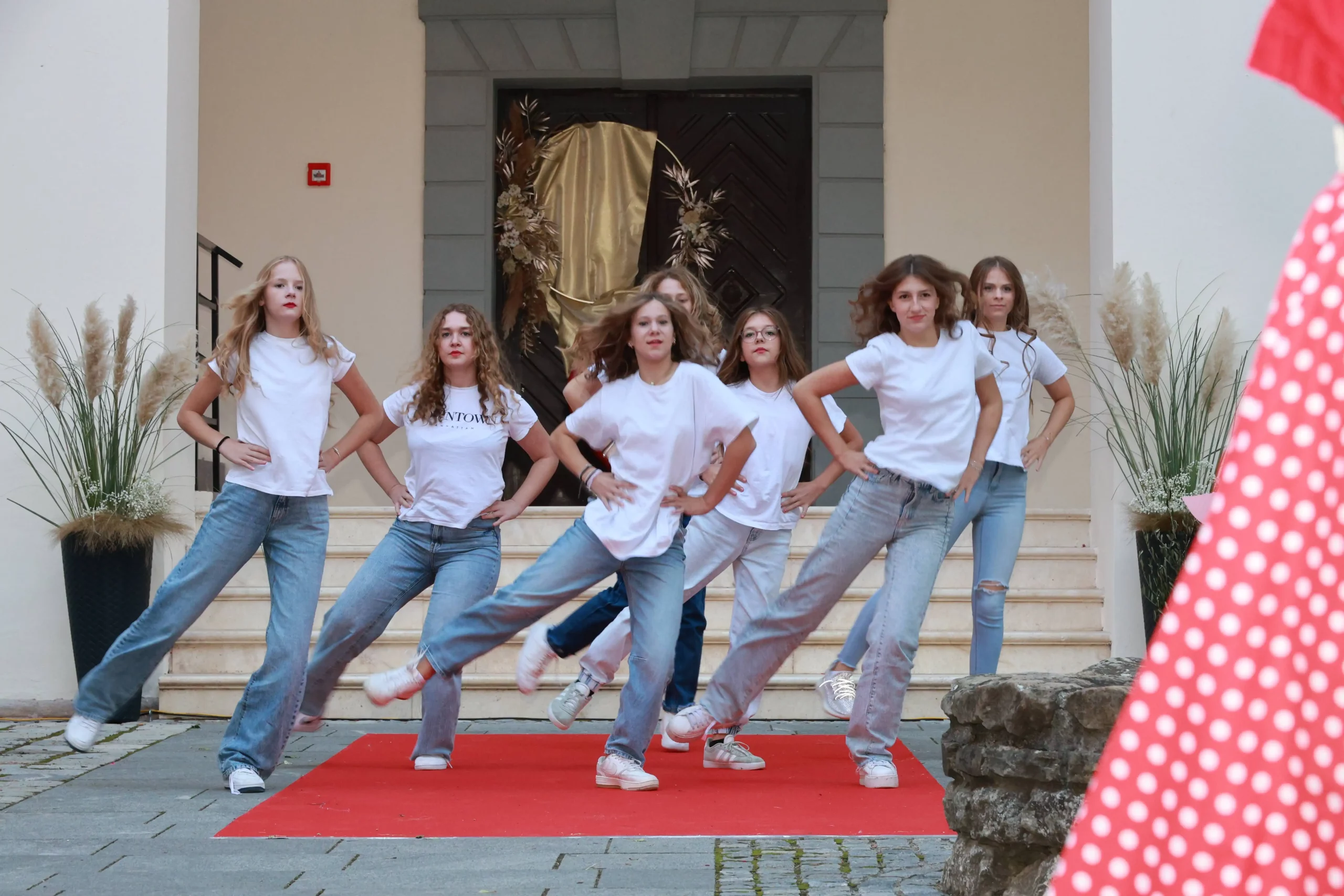 Miss Međimruske županije – Laura Dasović (30) Miss Međimruske županije – Laura Dasović (30)