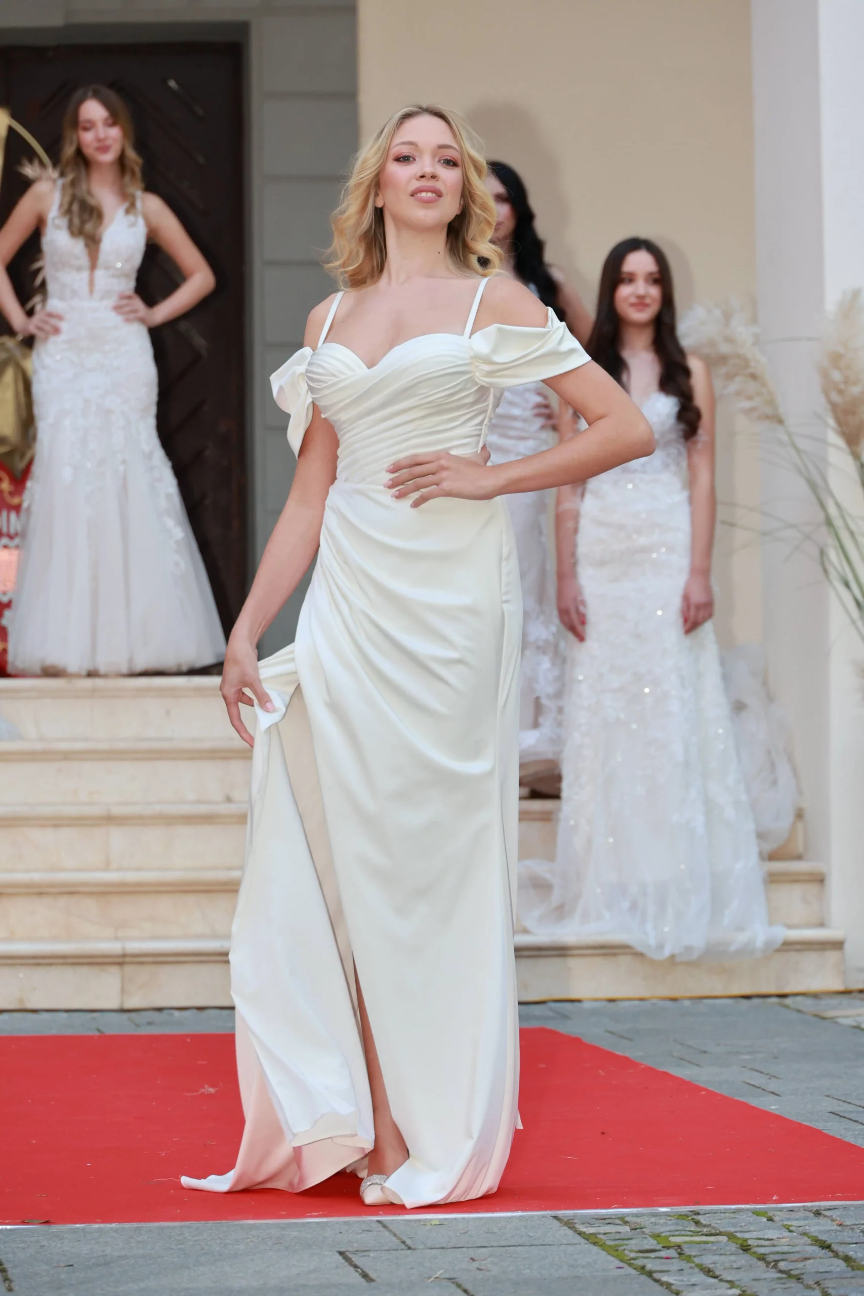 Miss Međimruske županije – Laura Dasović (39) Miss Međimruske županije – Laura Dasović (39)