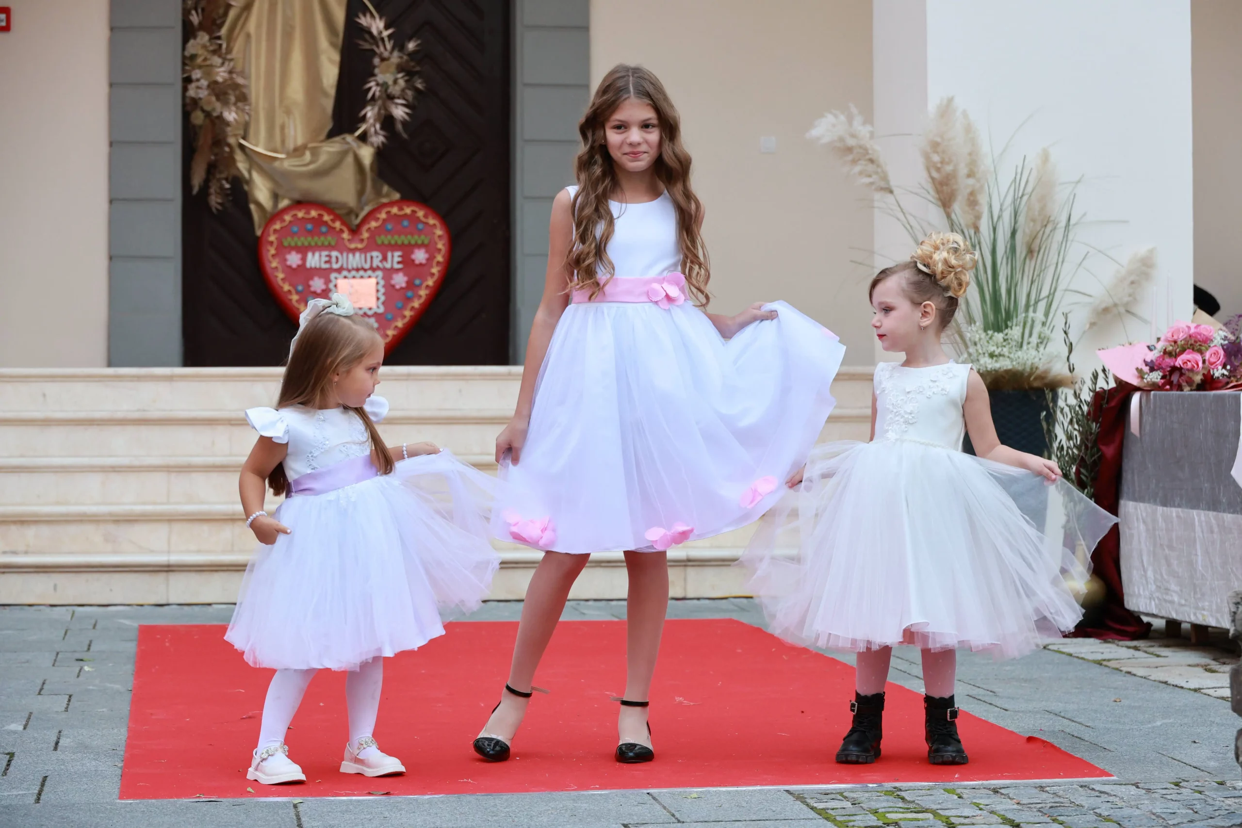 Miss Međimruske županije – Laura Dasović (44) Miss Međimruske županije – Laura Dasović (44)