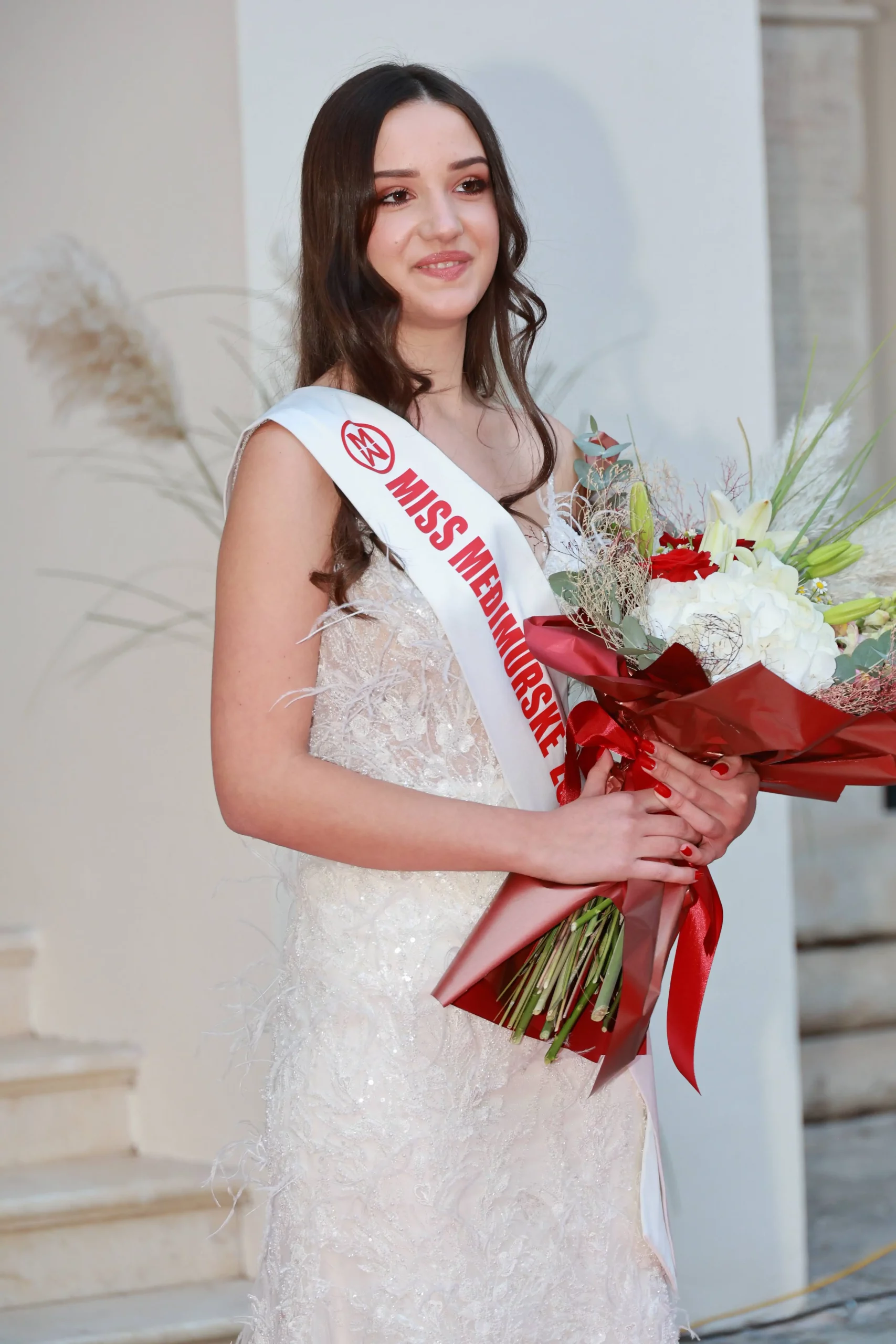 Miss Međimruske županije – Laura Dasović (50) Miss Međimruske županije – Laura Dasović (50)