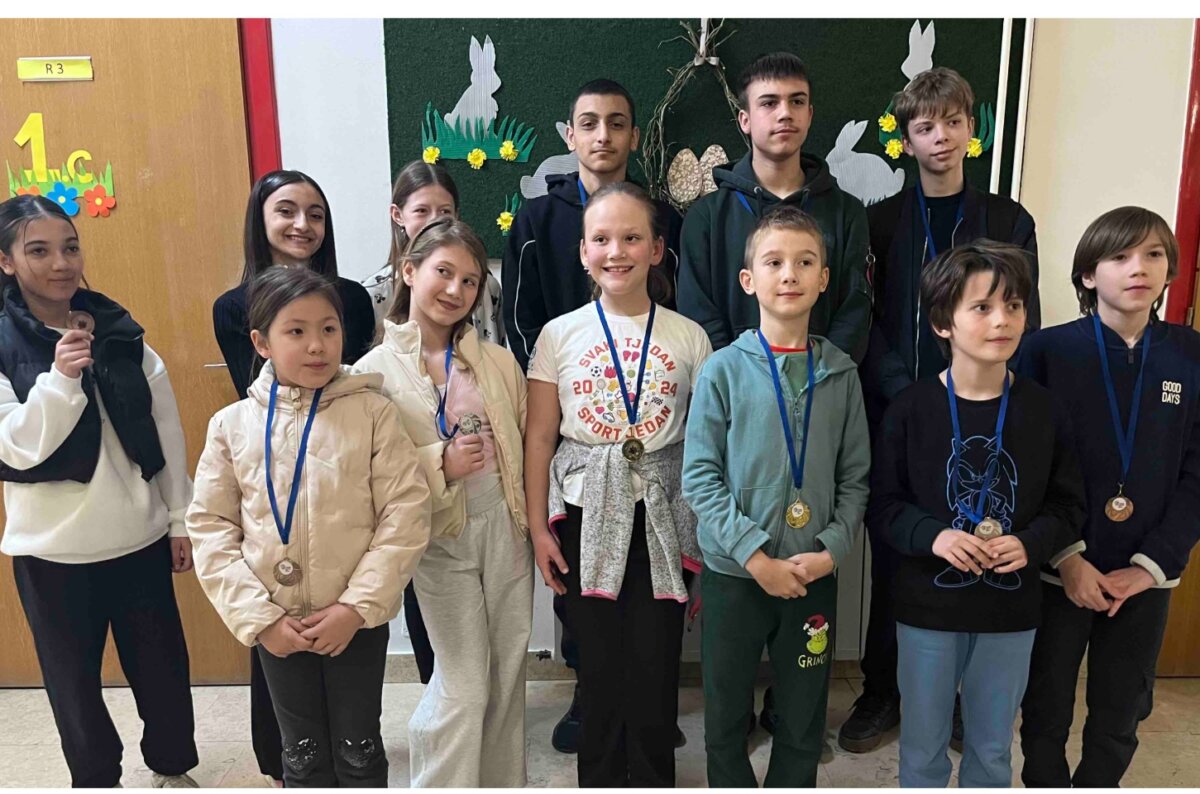 MixCollage-13-Apr-2025-12-00-PM-9239