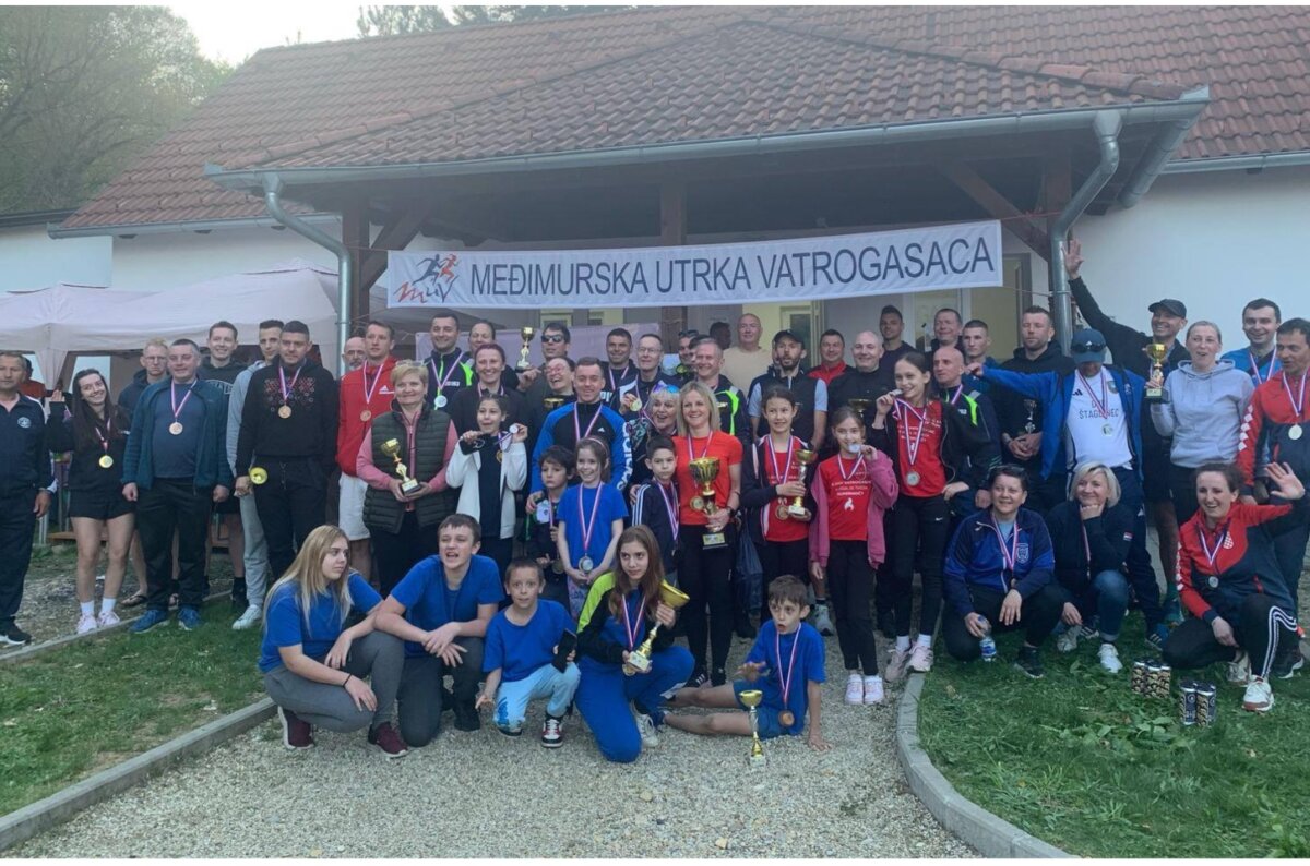 MixCollage-15-Apr-2025-03-12-PM-689