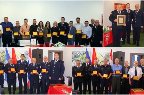 MixCollage-18-Sep-2025-07-26-PM-9058 MixCollage-18-Sep-2025-07-26-PM-9058