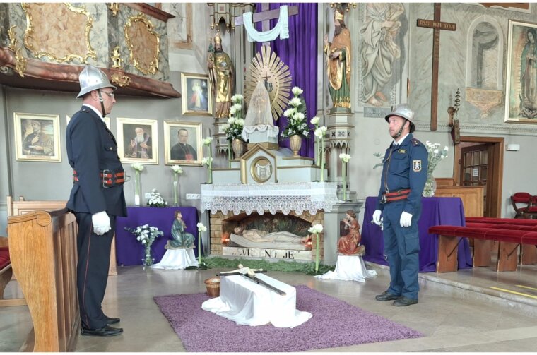 MixCollage-19-Apr-2025-07-45-PM-3931