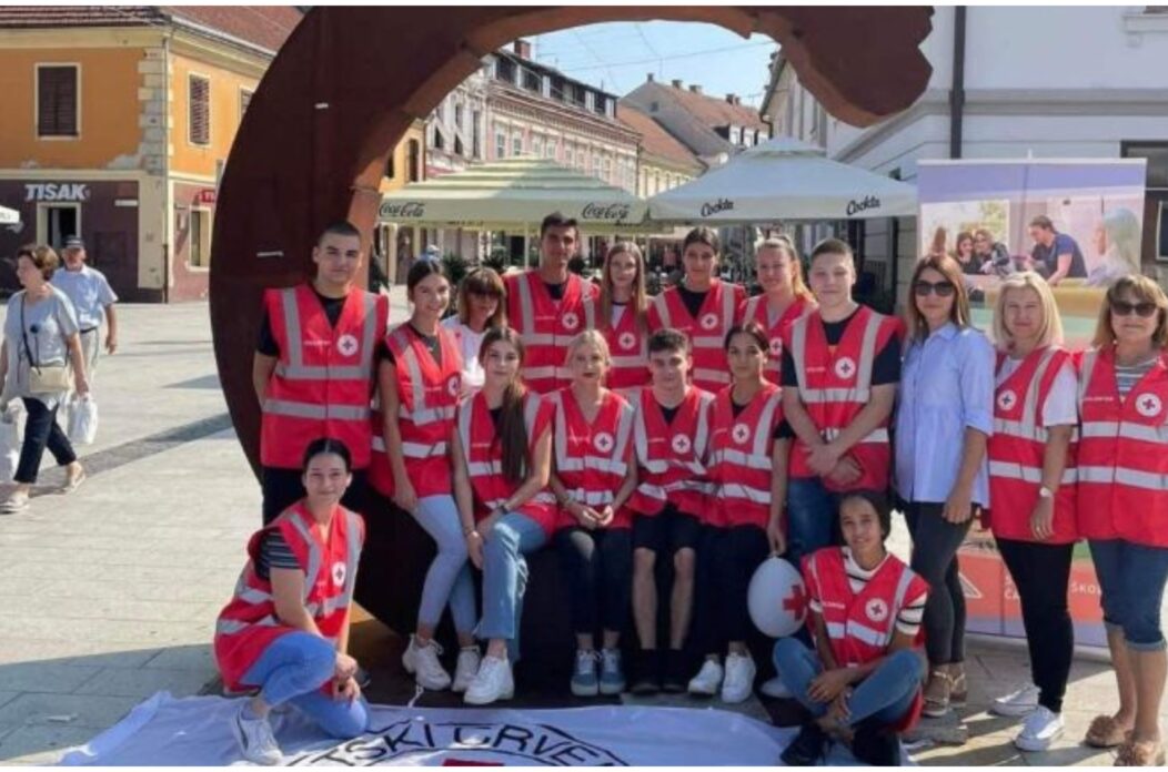 MixCollage-19-Aug-2025-08-09-AM-598