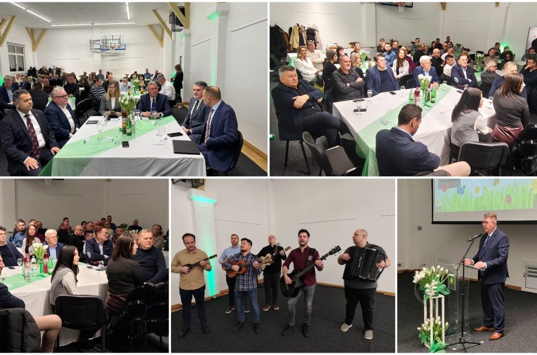 MixCollage-23-Jan-2026-08-07-PM-8483 MixCollage-23-Jan-2026-08-07-PM-8483