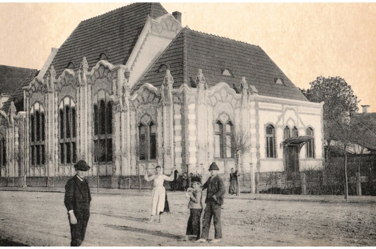 MixCollage-23-May-2025-02-55-PM-4745 MixCollage-23-May-2025-02-55-PM-4745