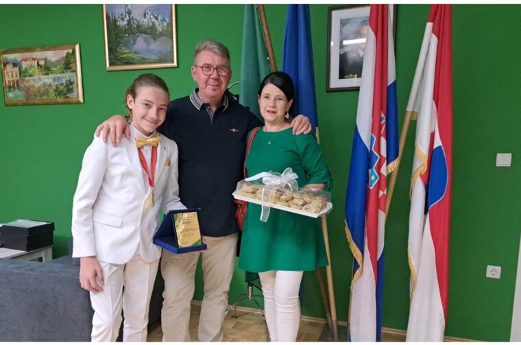 MixCollage-25-Sep-2025-03-30-PM-9546