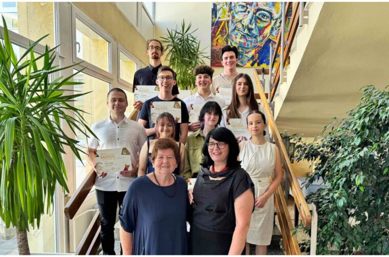 MixCollage-26-Jun-2025-09-44-AM-8543