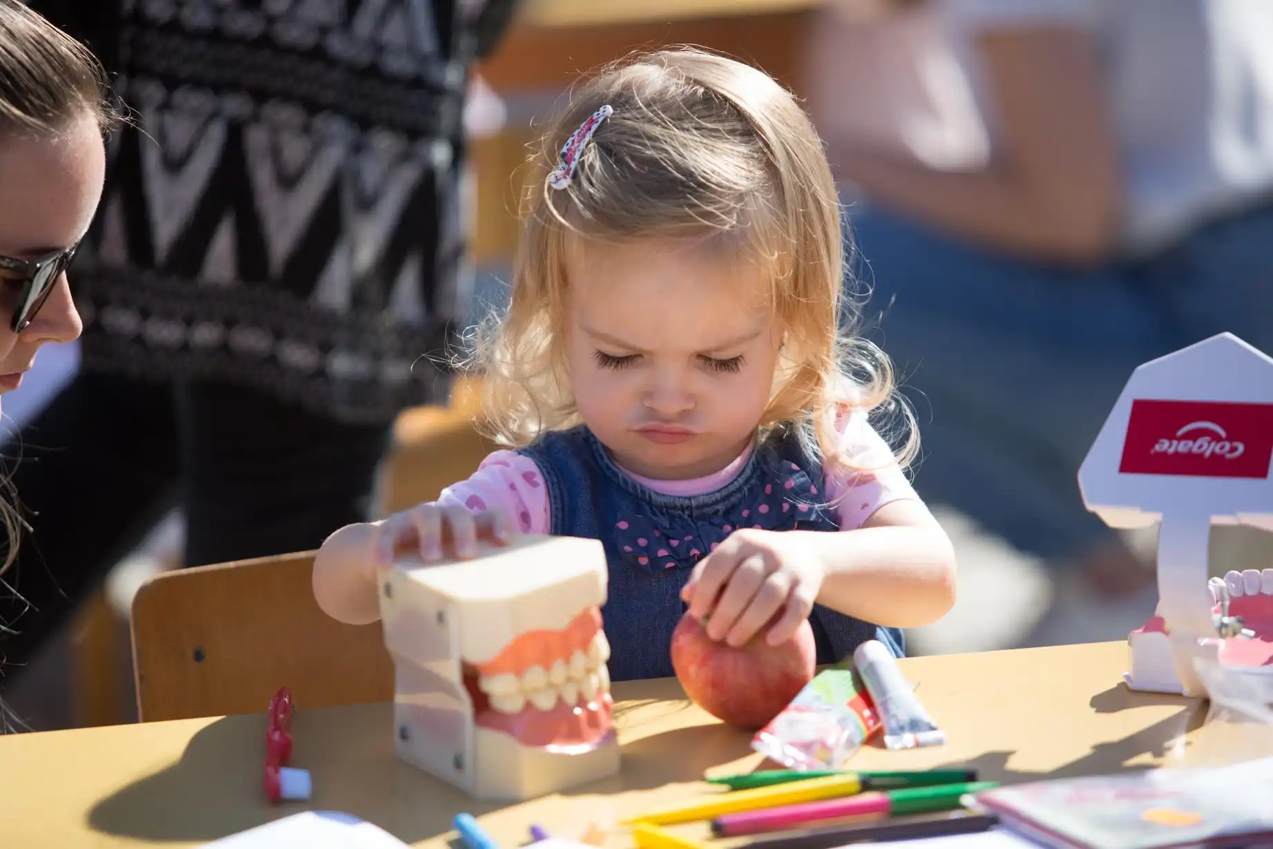 Mjesec oralnog zdravlja djeca (1) Mjesec oralnog zdravlja djeca (1)