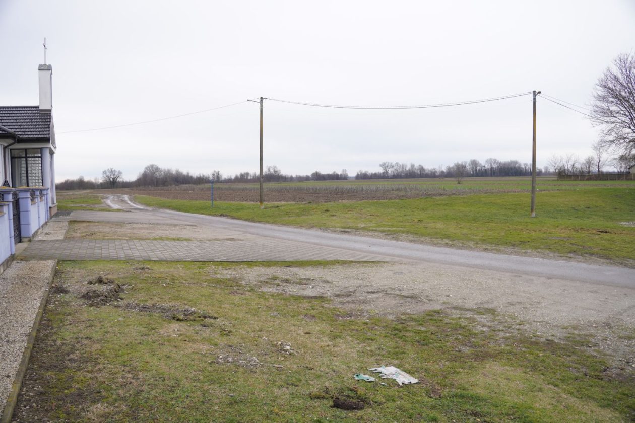 Mjesno groblje Orehovica (2) Mjesno groblje Orehovica (2)