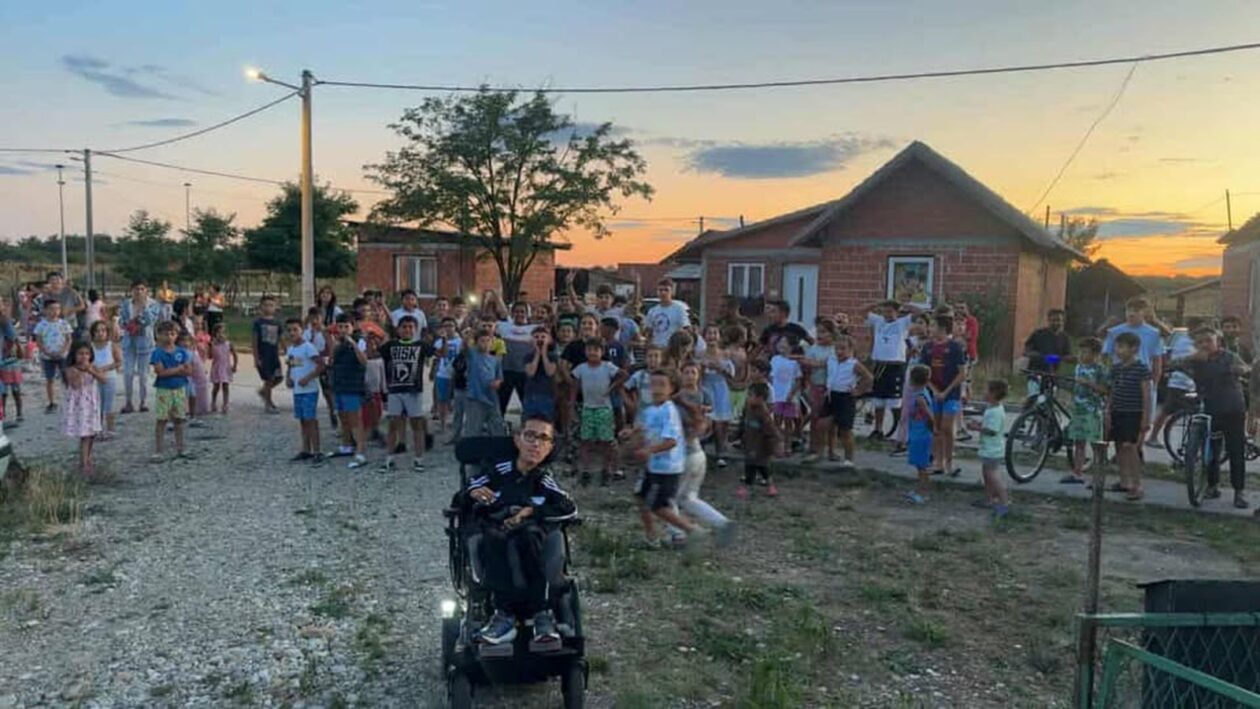 Mladi Romi iz Orehovice – tik tok (5)