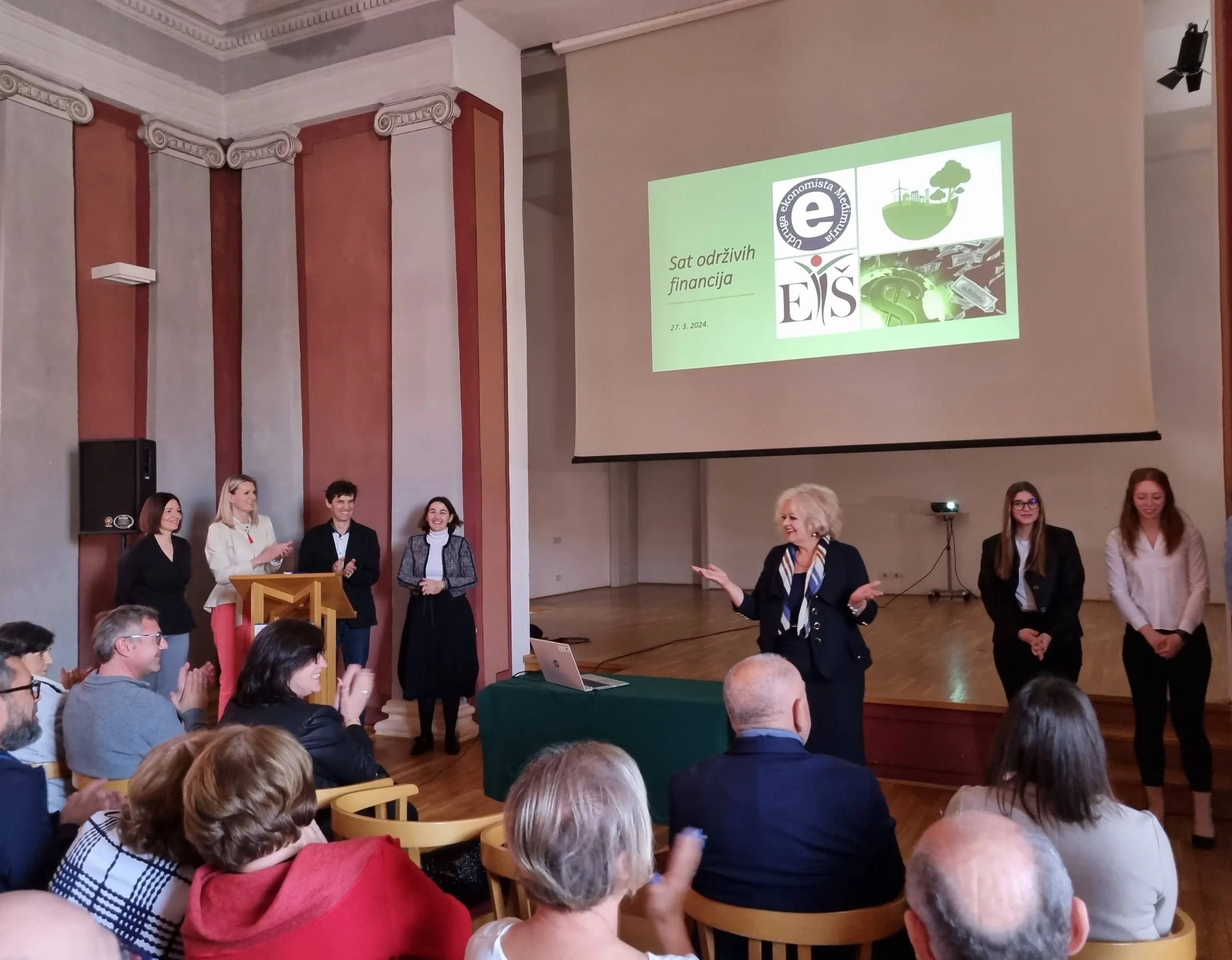 Mladi ekonomisti (8) Mladi ekonomisti (8)