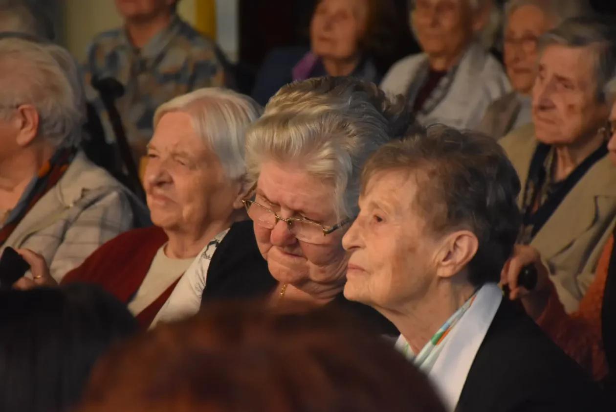 Modna revija, Čakovec, Dom za starije (52) Modna revija, Čakovec, Dom za starije (52)