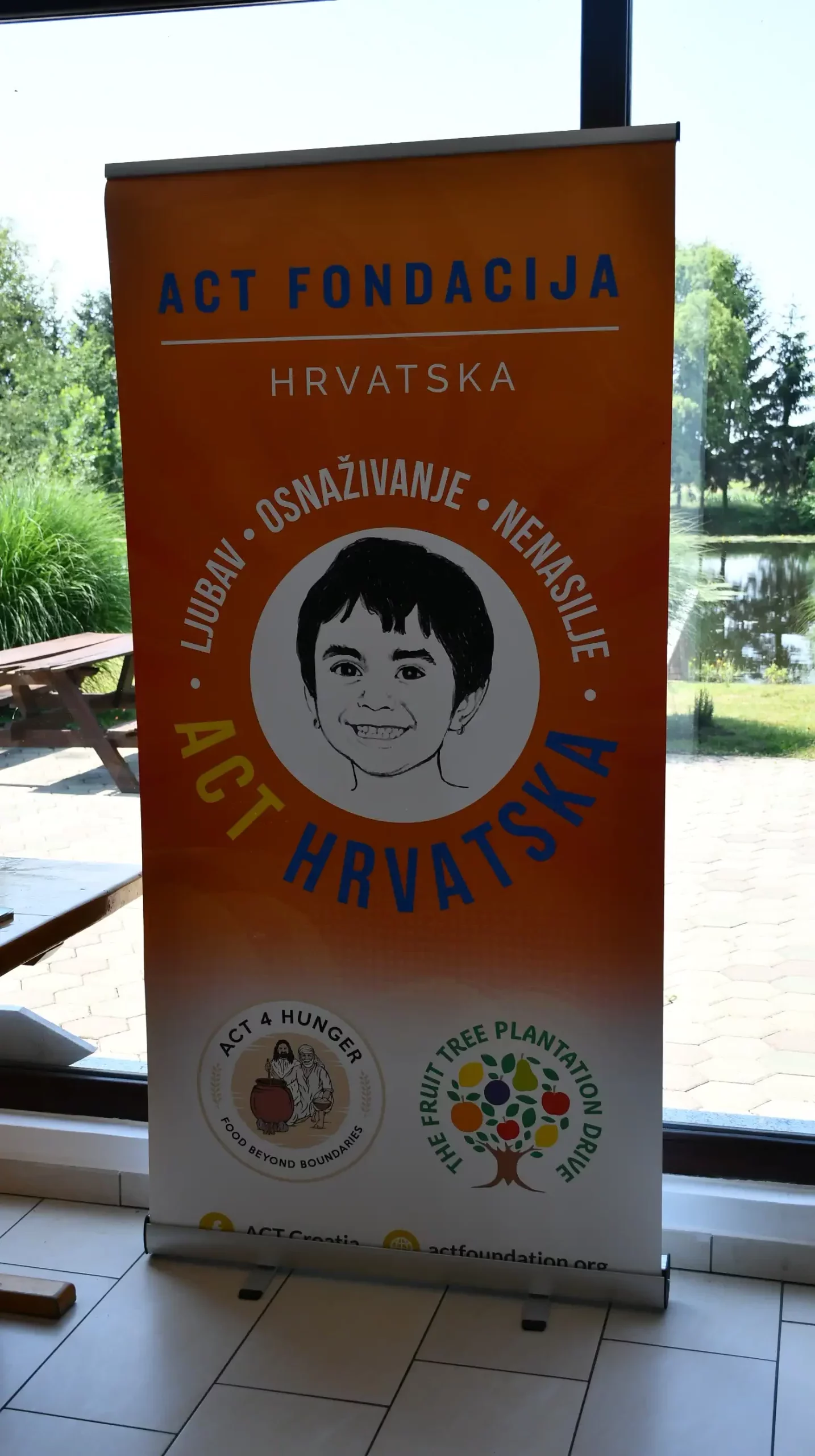 Mohanji centar (10) Mohanji centar (10)