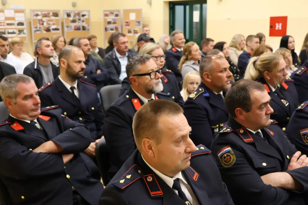 Monografija DVD Sveta Marija (39)