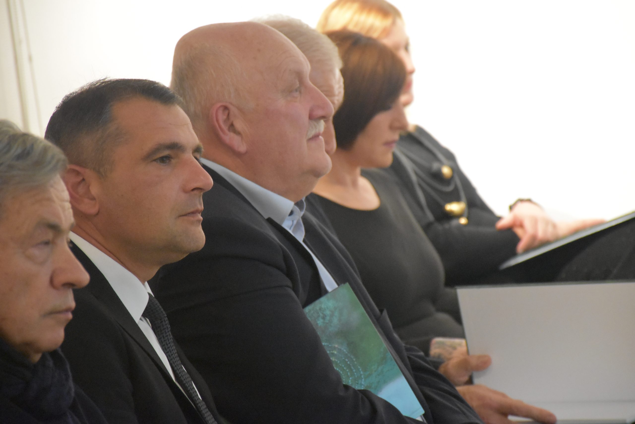 Monografija, Popevka, Županija (5)