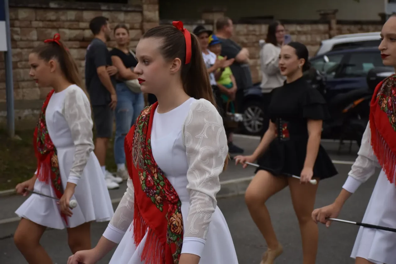 Mursko Središće, Berba grožđa, povorka (22)