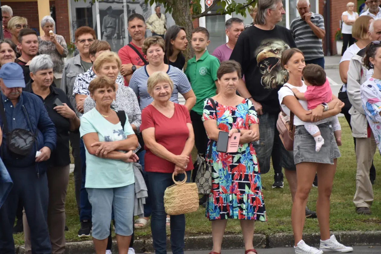 Mursko Središće, Berba grožđa, povorka (39)