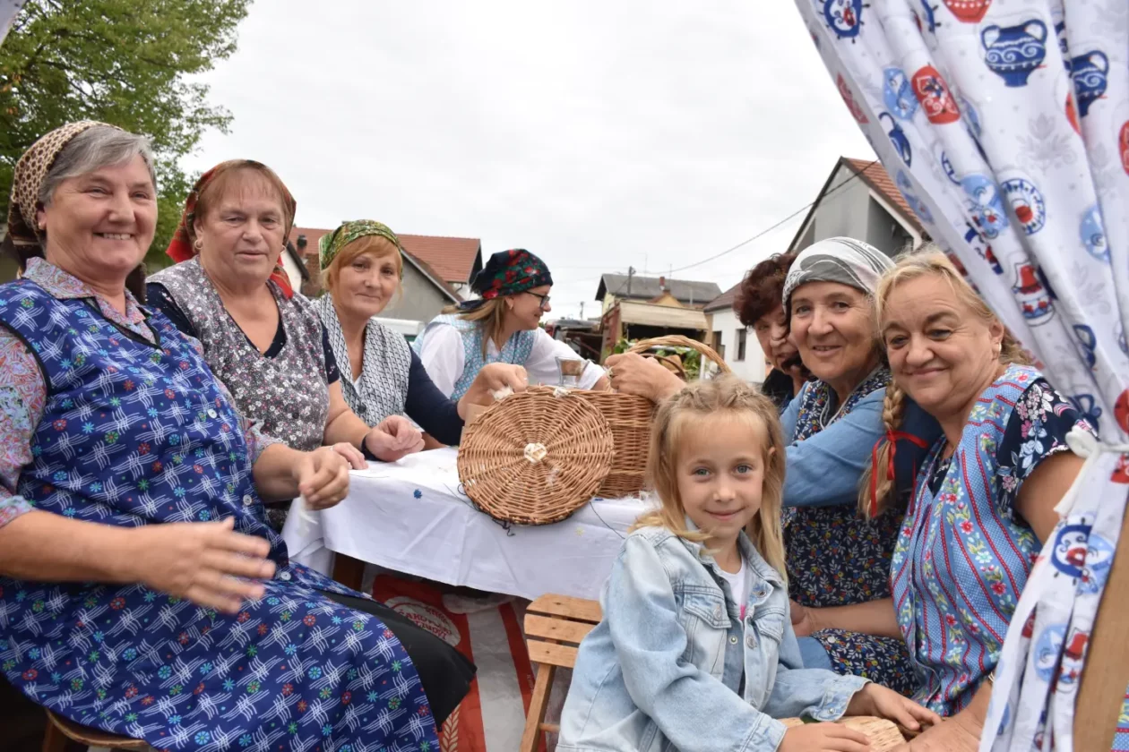 Mursko Središće, Berba grožđa, povorka (68)