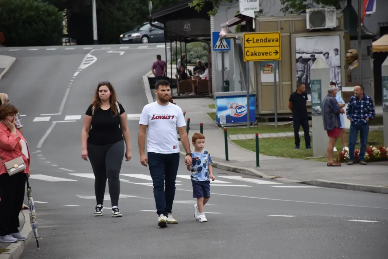 Mursko Središće, Berba grožđa, povorka (8)