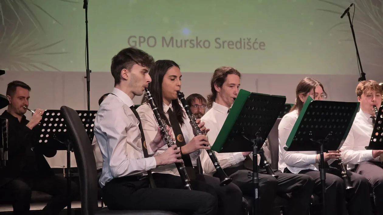Mursko Središće Gradski puhački orkestar i vokalna skupina Turen (14)