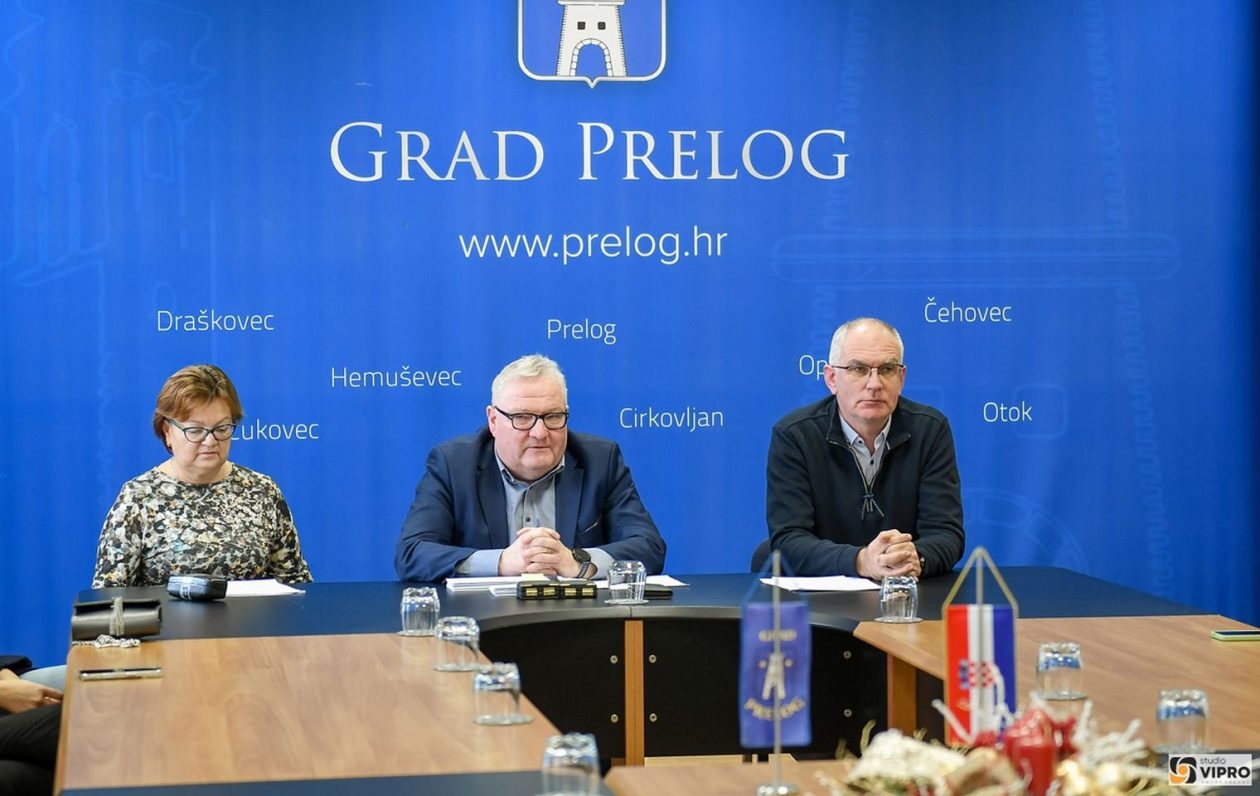 NAGRADE NAJBOLJIMA Grad Prelog nagradio uspješne učenike i studente (8) NAGRADE NAJBOLJIMA Grad Prelog nagradio uspješne učenike i studente (8)