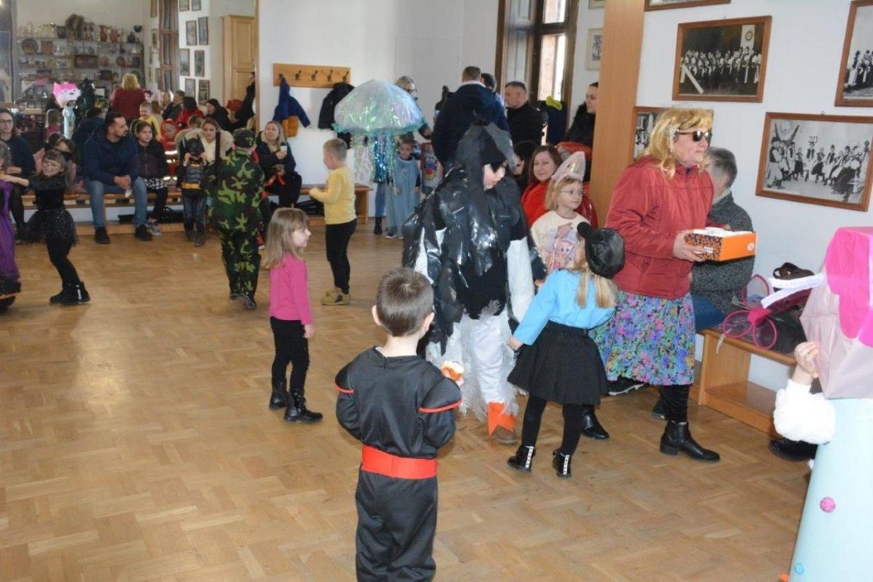 NAJBOLJA MASKA Mali Liam Žinić osvojio titulu na dobravskom fašenjku (3) NAJBOLJA MASKA Mali Liam Žinić osvojio titulu na dobravskom fašenjku (3)