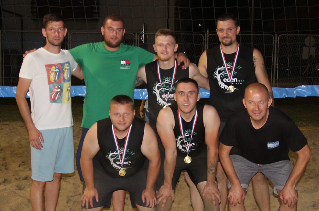 NAPETA ZAVRŠNICA CB Eden najbolji među 14 ekipa na turniru u pijesku u Prelogu (1)