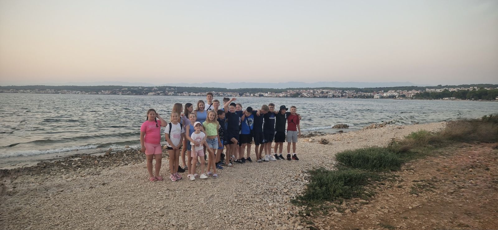 NAŠI PLIVAČI Članovi ČPK-a proveli nezaboravan tjedan priprema i ljetovanja u Zadru (3) NAŠI PLIVAČI Članovi ČPK-a proveli nezaboravan tjedan priprema i ljetovanja u Zadru (3)