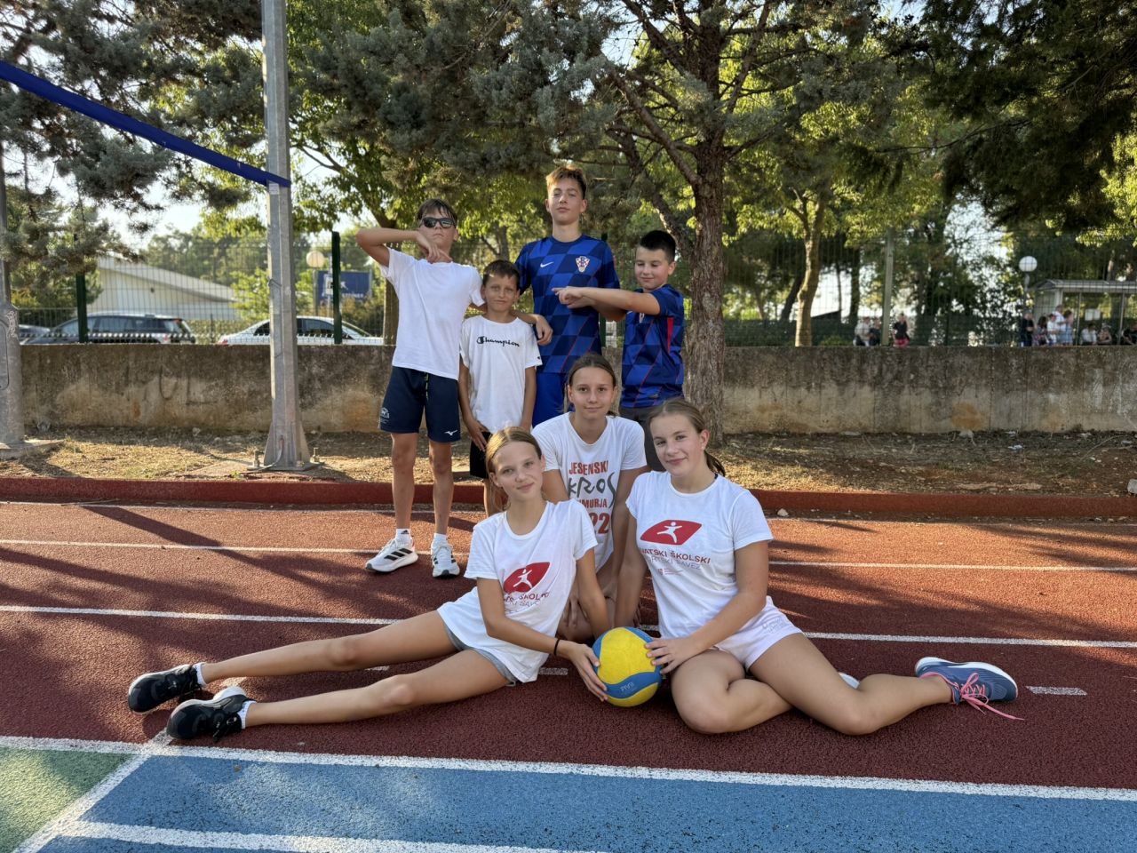 NAŠI PLIVAČI Članovi ČPK-a proveli nezaboravan tjedan priprema i ljetovanja u Zadru (7) NAŠI PLIVAČI Članovi ČPK-a proveli nezaboravan tjedan priprema i ljetovanja u Zadru (7)