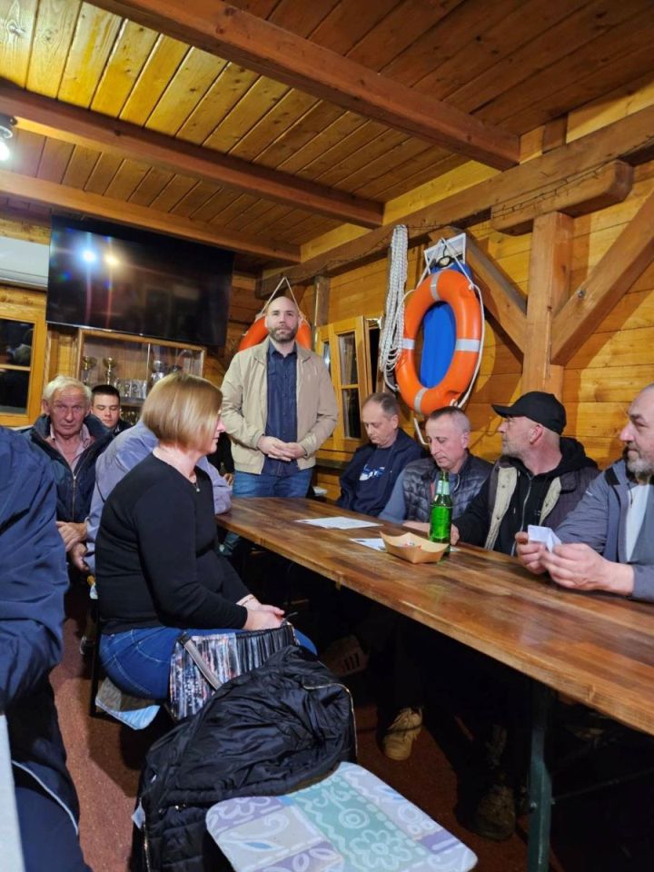 NAUTIČKI KLUB FLJOJSAR Darko Punčikar izabran za predsjednika na izbornoj skupštini (3) NAUTIČKI KLUB FLJOJSAR Darko Punčikar izabran za predsjednika na izbornoj skupštini (3)