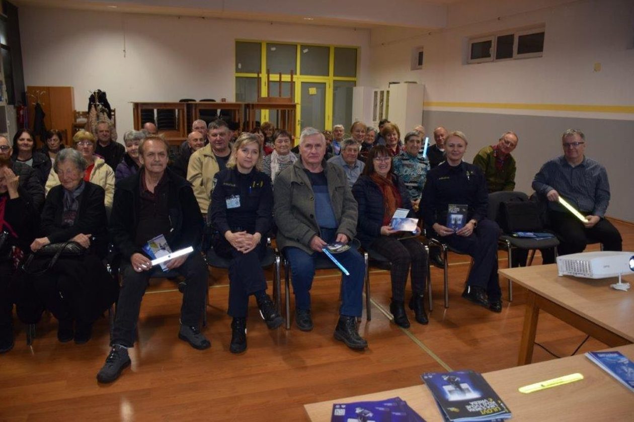 NEĆU BITI ŽRTVA U PROMETU Policija educirala umirovljenike u Svetom Jurju na Bregu (3)