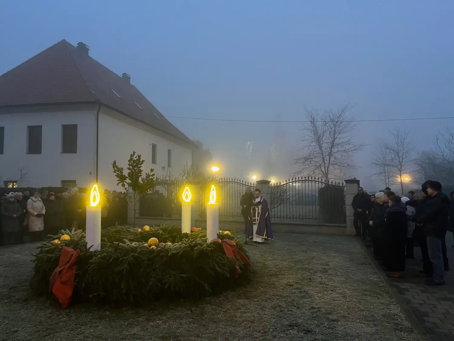 NEDELIŠĆE Biskup Mrzljak i ‘Zagrebački pjevači liječnici’ uveličali svečanost predstavljanja krizmanika (12)