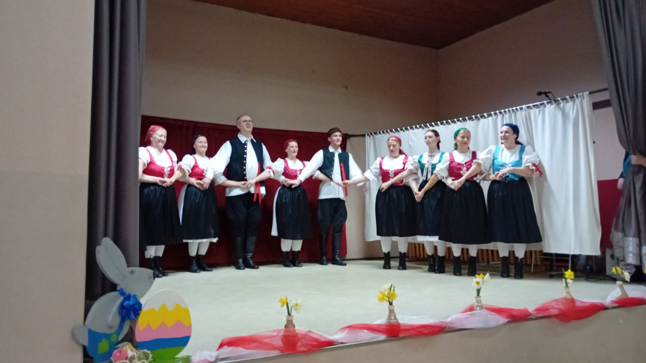 NEDELIŠĆE Folklorom protiv stresa – Jasminka Štimec otkriva svoju strast (7)