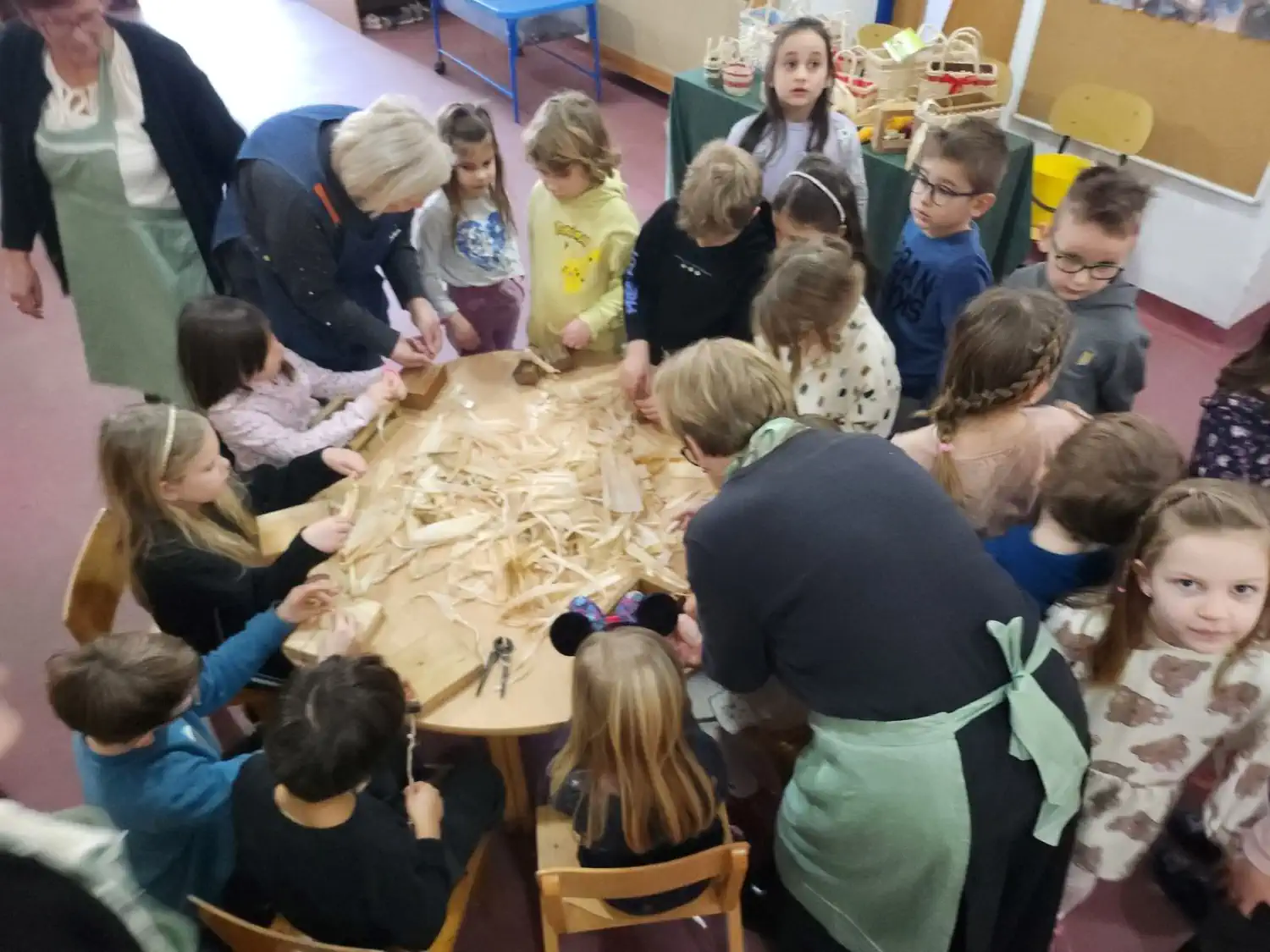 NEDELIŠĆE Mladi čuvari tradicije Djeca iz vrtića Cipelica učila staru vještinu pletenja cekera (1) NEDELIŠĆE Mladi čuvari tradicije Djeca iz vrtića Cipelica učila staru vještinu pletenja cekera (1)