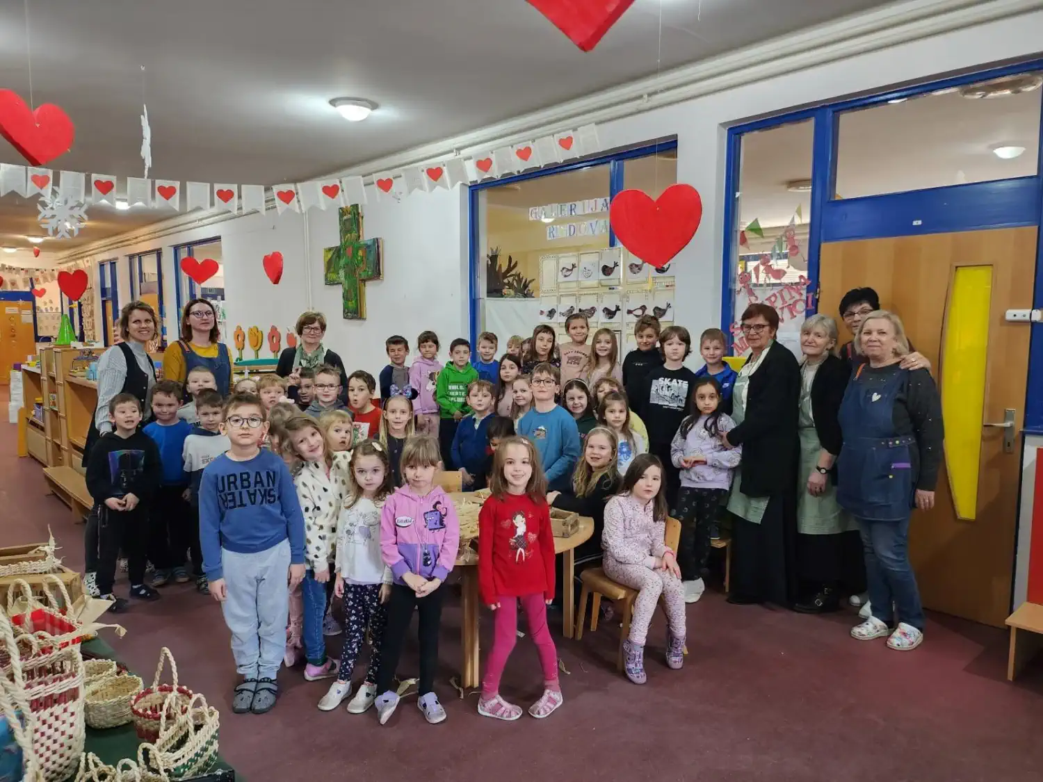 NEDELIŠĆE Mladi čuvari tradicije Djeca iz vrtića Cipelica učila staru vještinu pletenja cekera (2) NEDELIŠĆE Mladi čuvari tradicije Djeca iz vrtića Cipelica učila staru vještinu pletenja cekera (2)