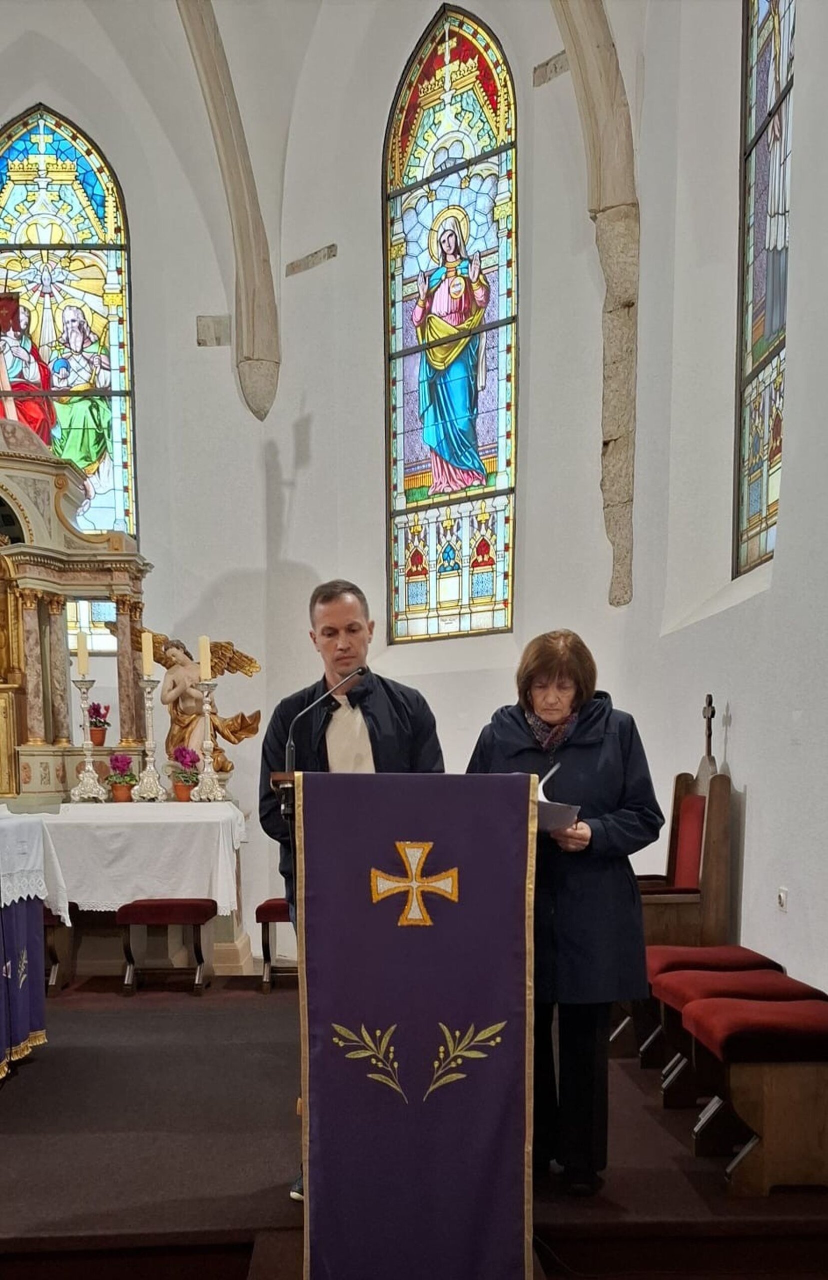 NEDELIŠĆE Održan seminar nove evangelizacije u Župi Presvetog Trojstva (4) NEDELIŠĆE Održan seminar nove evangelizacije u Župi Presvetog Trojstva (4)