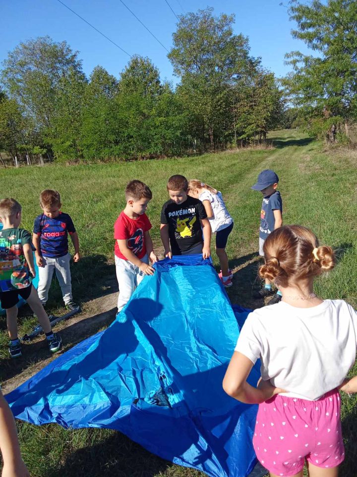 NEDELIŠĆE Osnovana radionica „Mali izviđači“ – Pingvini krenuli u prirodu (4) NEDELIŠĆE Osnovana radionica „Mali izviđači“ – Pingvini krenuli u prirodu (4)