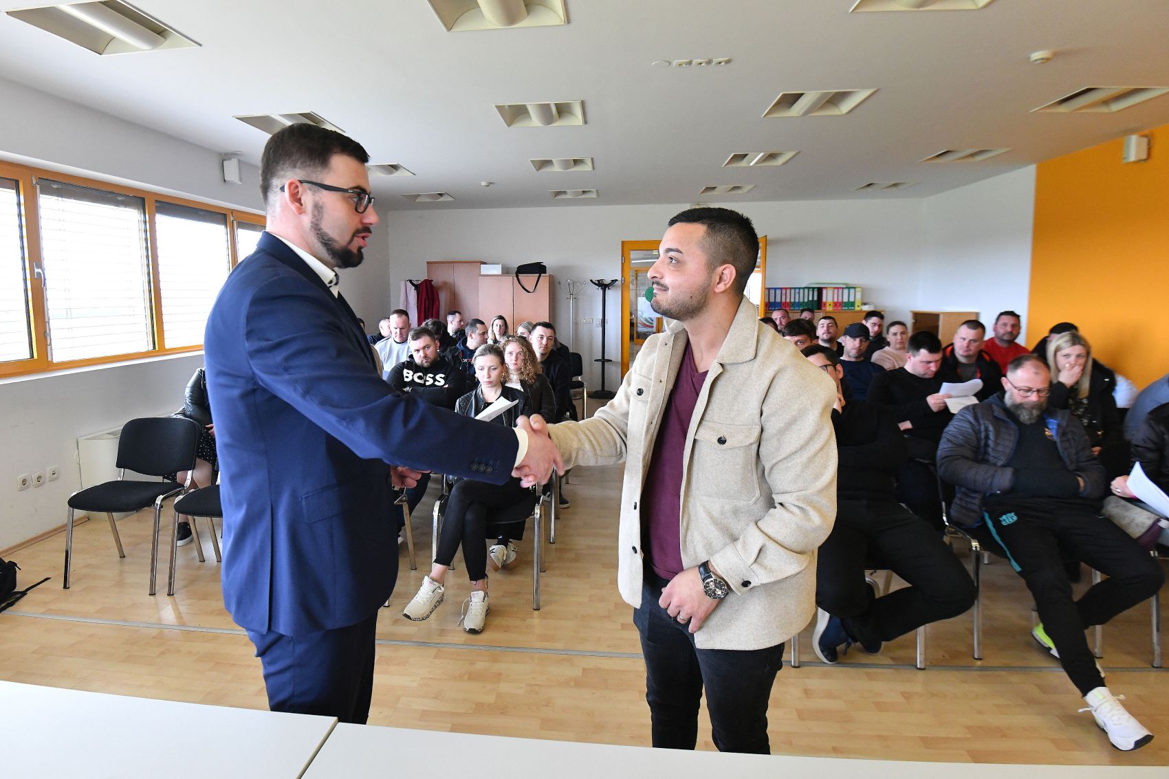 NEDELIŠĆE Svečano potpisani prvi ugovori o sufinanciranju kamata za stambene kredite (12) NEDELIŠĆE Svečano potpisani prvi ugovori o sufinanciranju kamata za stambene kredite (12)